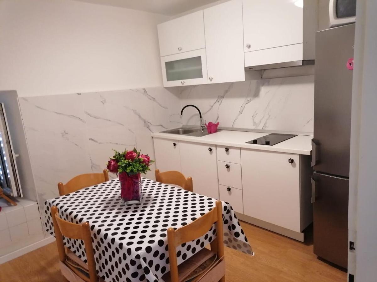 Downtown Dream Makarska Apartman Kültér fotó